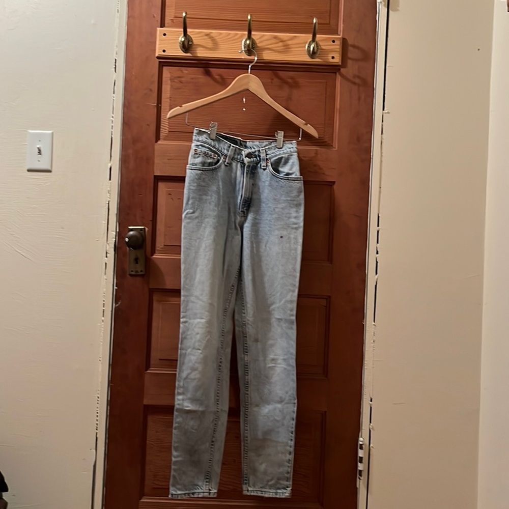 Vintage Levi’s 512 slim fit tapered leg